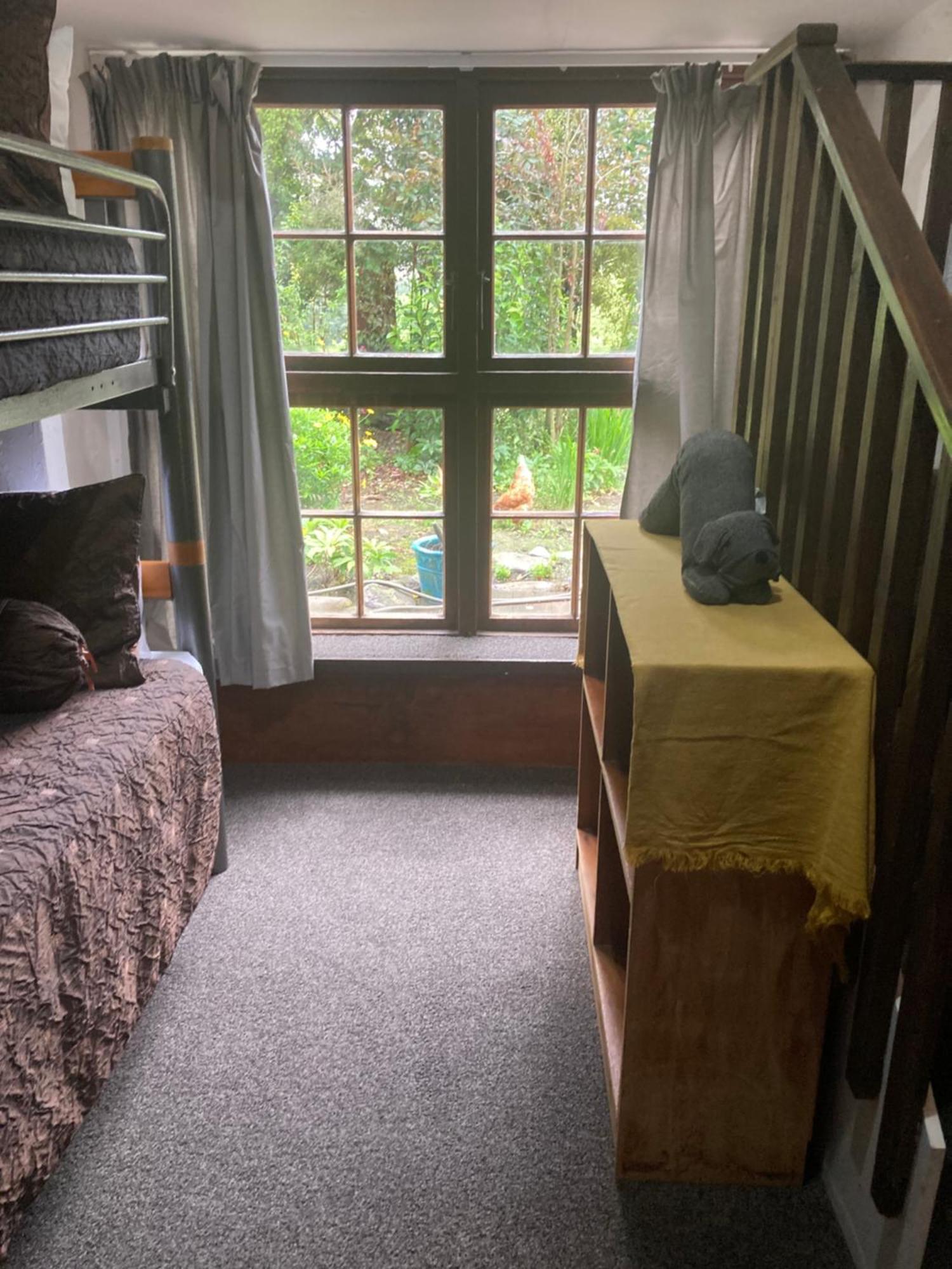 The Chalet Bed And Breakfast-Peace And Quiet In The Country 12 Minutes From City Dunedin Kültér fotó