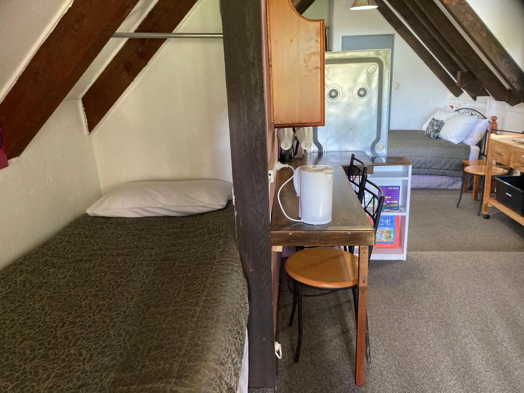 The Chalet Bed And Breakfast-Peace And Quiet In The Country 12 Minutes From City Dunedin Kültér fotó